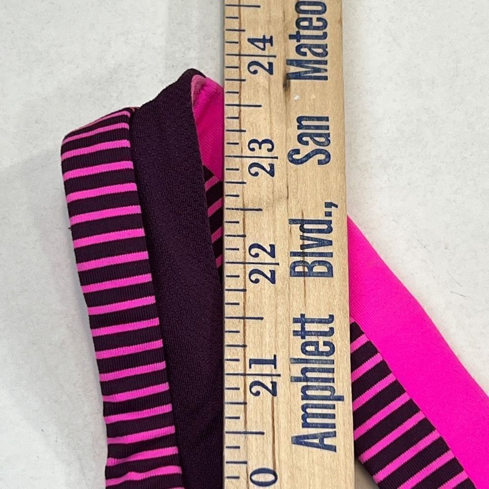 Lululemon Women's Striped Racerback  Stuff Your Bra Tank Top Pink Purple Size 4 - Picture 4 of 5